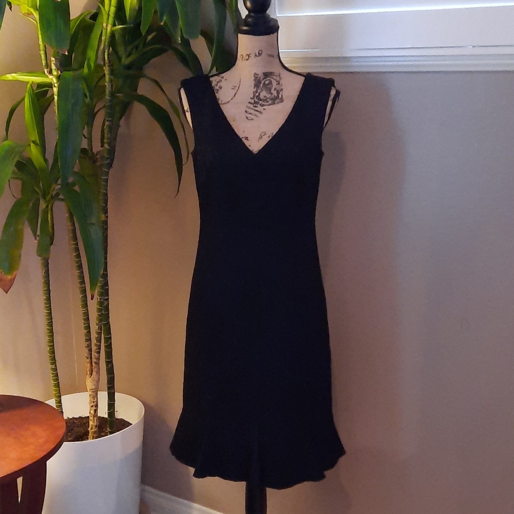 David Meister Classic Vintage Trumpet Lace Dress